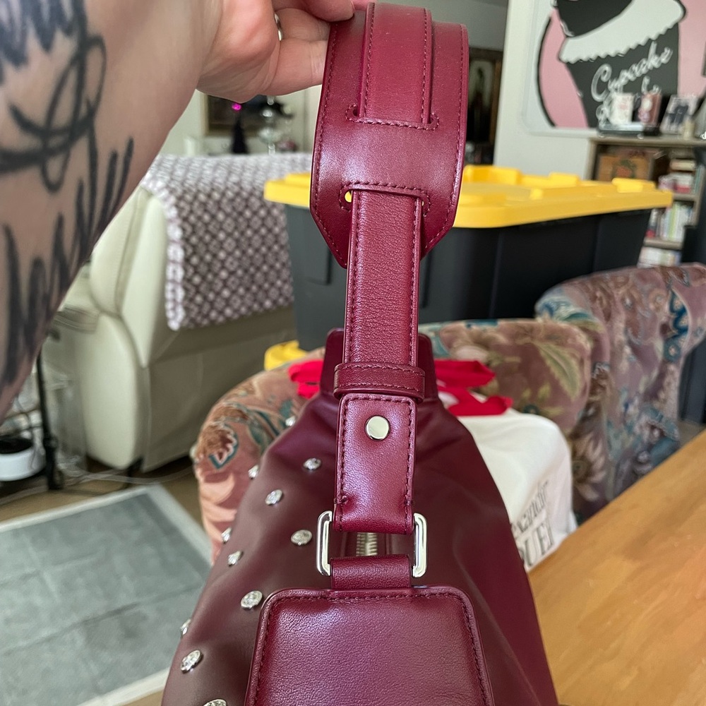Giovanni Versace leather handbag. - Picture 7 of 12